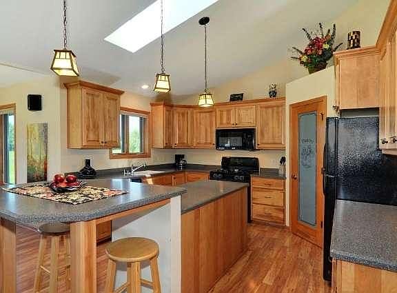 2nd image of 29114 N Lake Dr