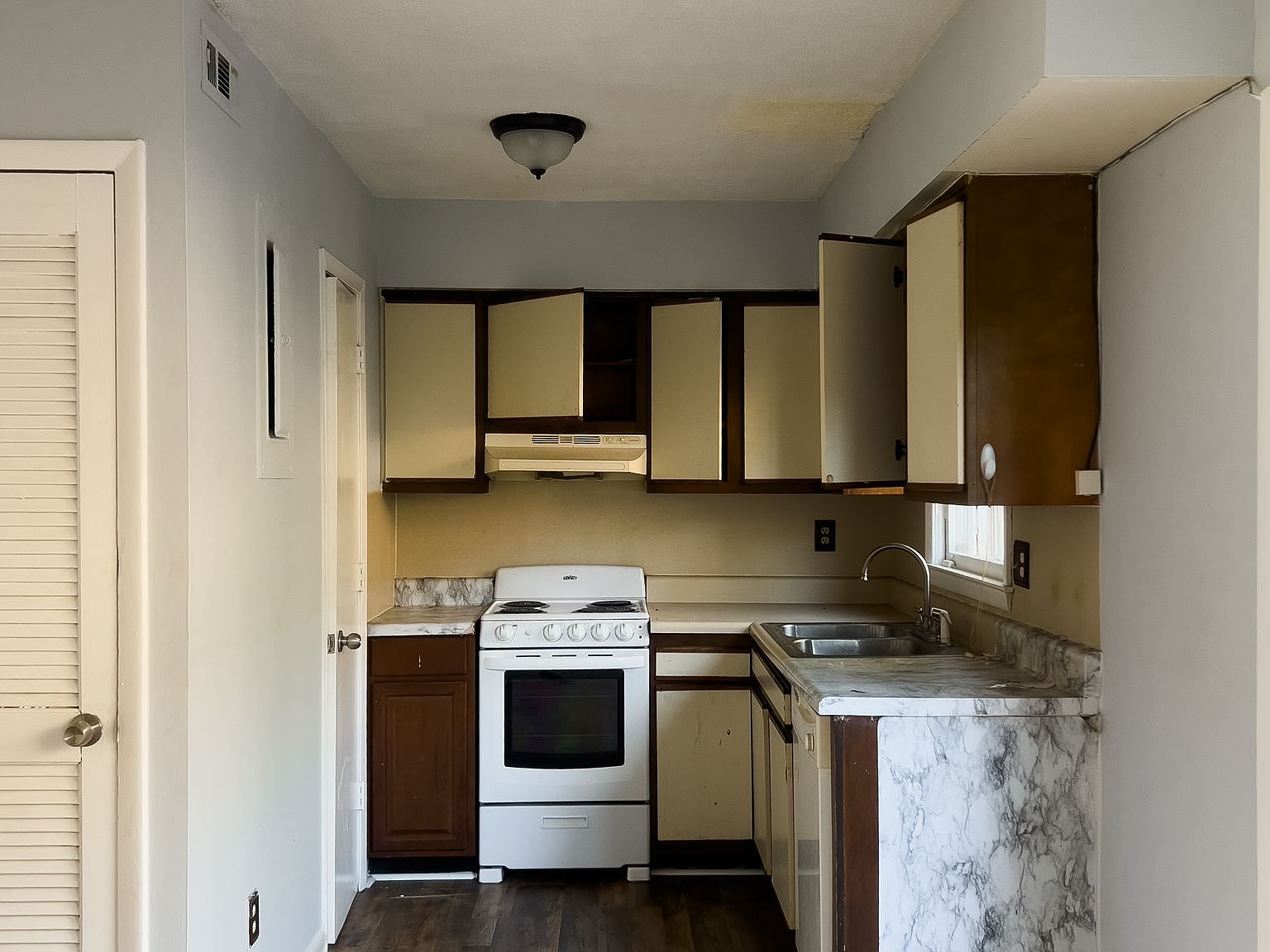 6316 Hawthorne Ln APT B, Myrtle Beach, SC 29572 | Zillow