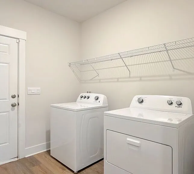 6052 Rutherford Loop — Photo 35