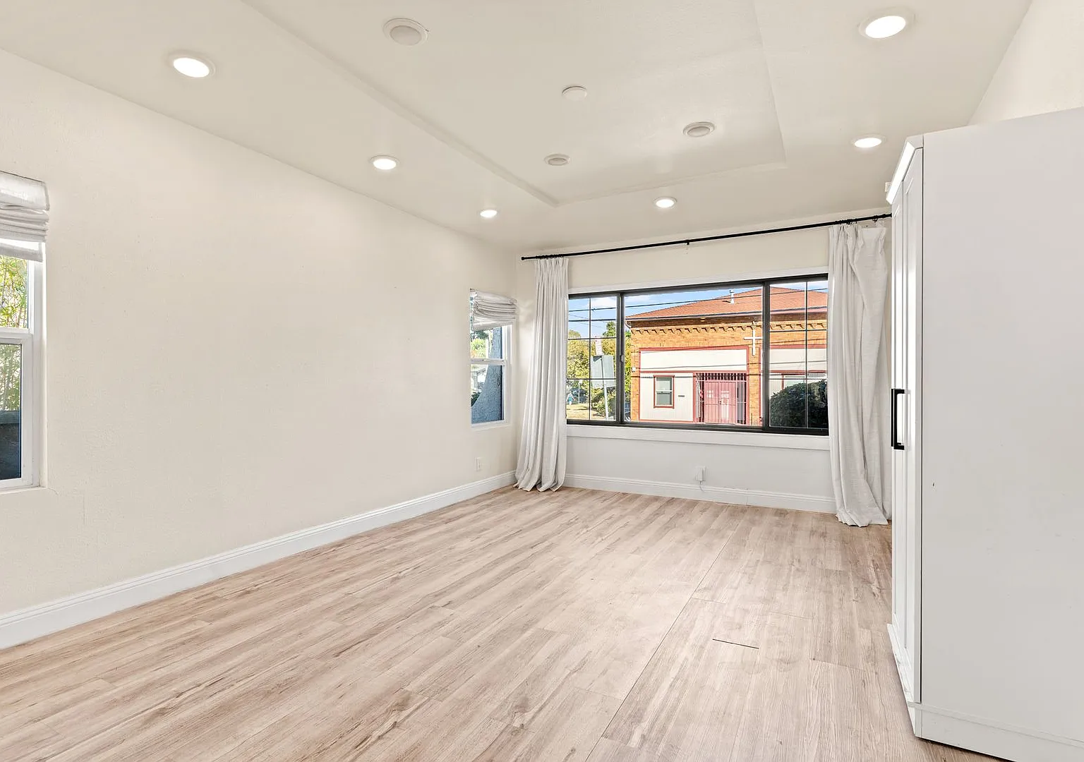 Beautifully Updated Spanish-Style Home Featuring an En Suite Master and Redwood Deck — Photo 3