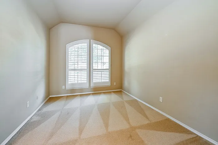 10910 Brighton Gardens Dr — Photo 12