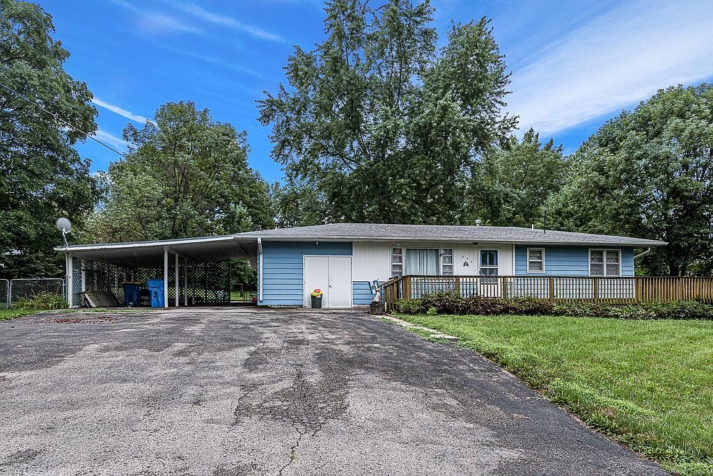 624 E 7th St, Tonganoxie, KS 66086 Zillow