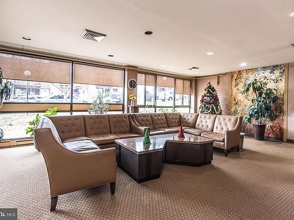 4th image of 7600 Roosevelt Blvd APT 906