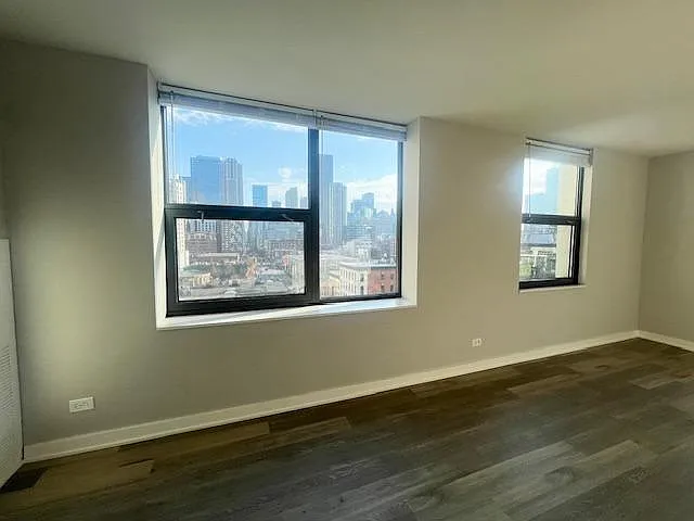 70 W Huron St #902 — Photo 2
