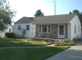 104 William St, Watertown, WI 53094