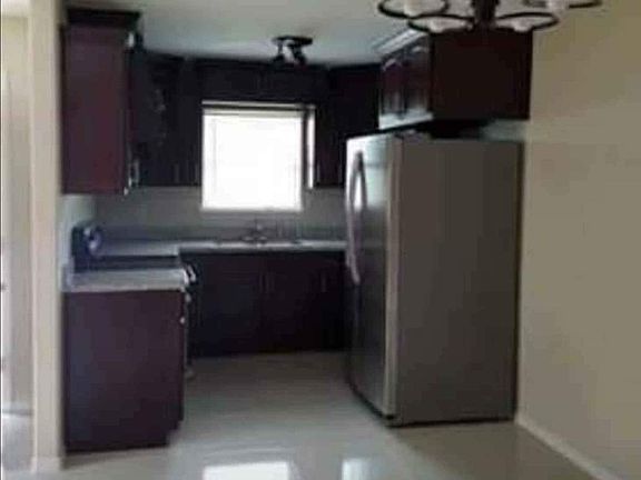 2nd image of 181 Duval St APT B