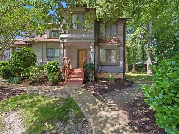 112 Inland View Dr, Newport News, VA 23603