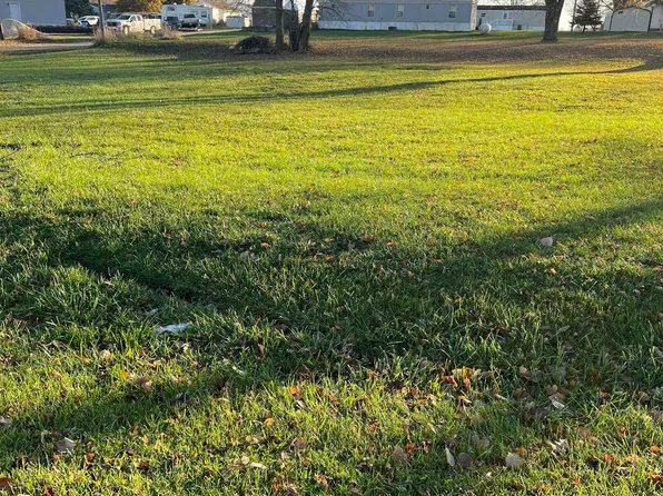 104 N Benbow St, Hillsboro, IA 52630