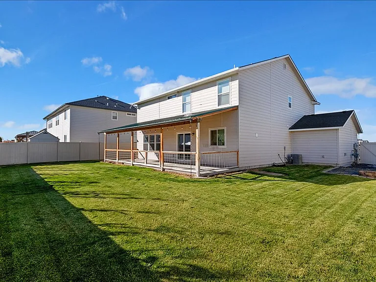2044 Kodiak St — Photo 5