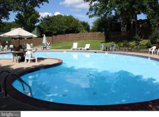 629 Meadowview Ln #629, Mont Clare, PA 19453