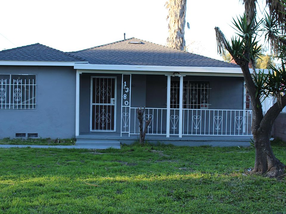 1st image of 1380 W 16th St