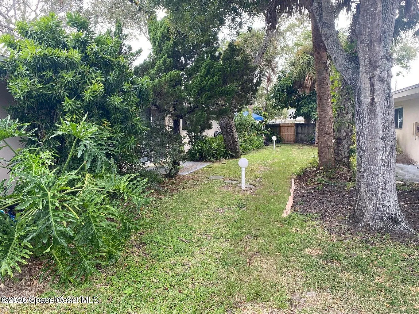 1 bed, 1.0 bath, 650 sqft, $1,250 — Photo 2
