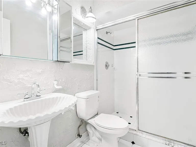 6226 Timberwood Cir #119 — Photo 17