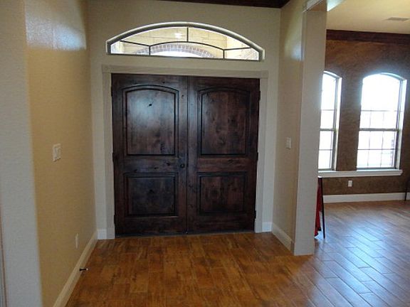 2nd image of 4304 Wood Dr