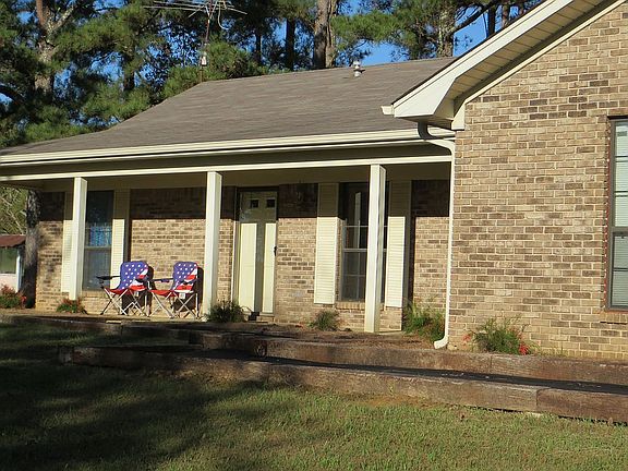 4th image of 582 Road 1