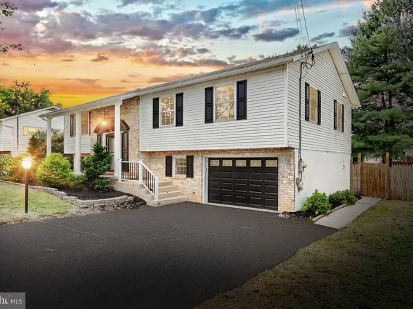 65 Baugher Dr, Hanover, PA 17331