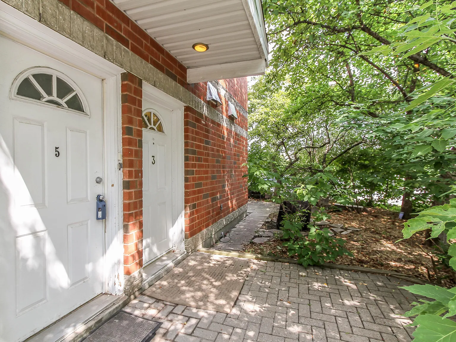 3 Armstrong Street - 0 — Photo 1