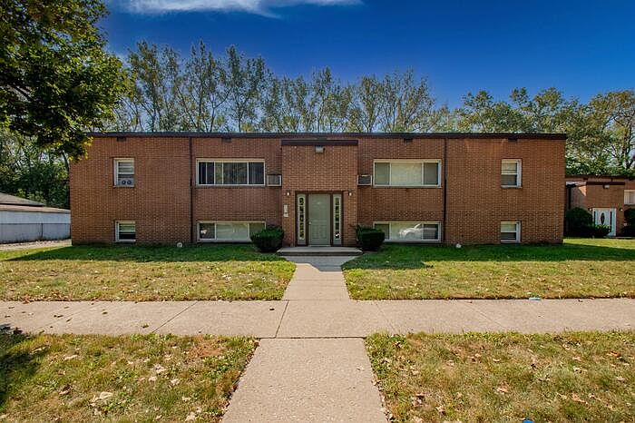 1st image of 805 E 32nd Ave #11-1