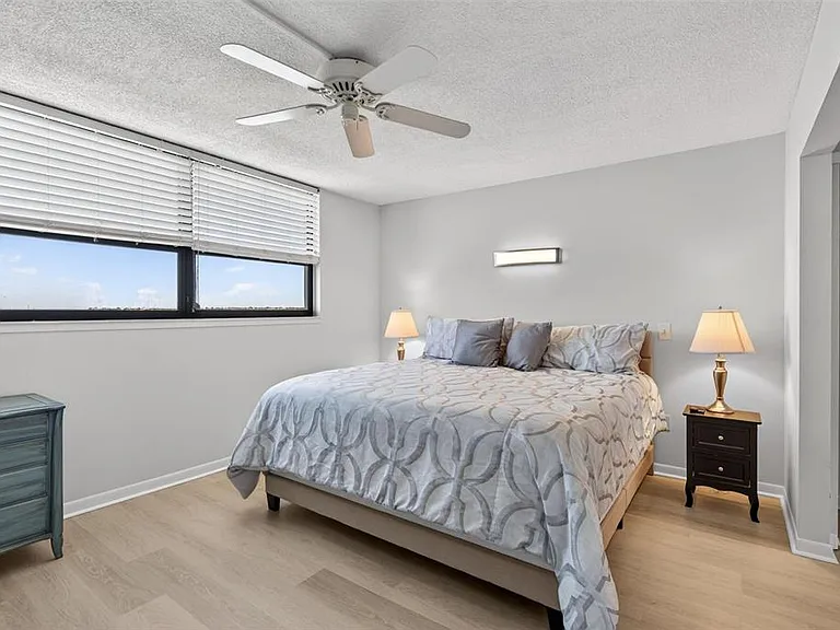 300 Woodette Dr #404B — Photo 31