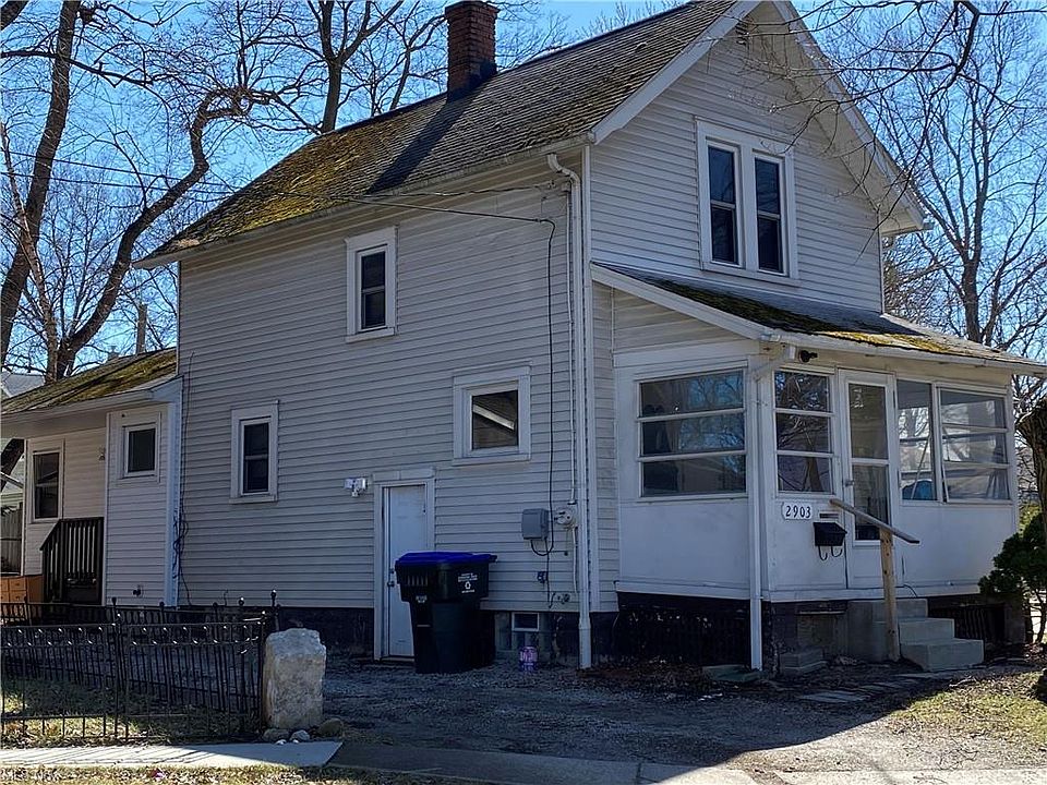 1st image of 2903 2nd St