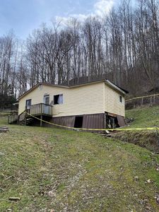 711 Frog Pond Rd, Inez, KY, 41224