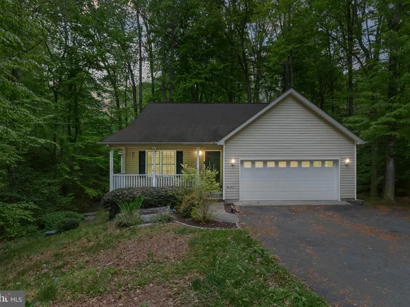 10668 Eisenhower Dr, King George, VA 22485