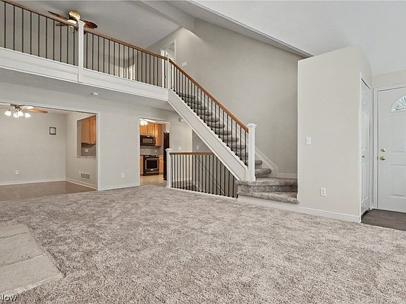 2nd image of 478 Kings Ct