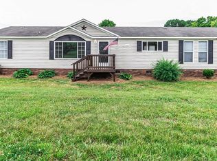104 Garett Ln, Harmony, NC 28634