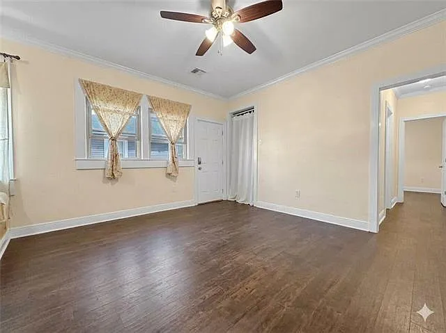 2508 Myrtle St — Photo 6