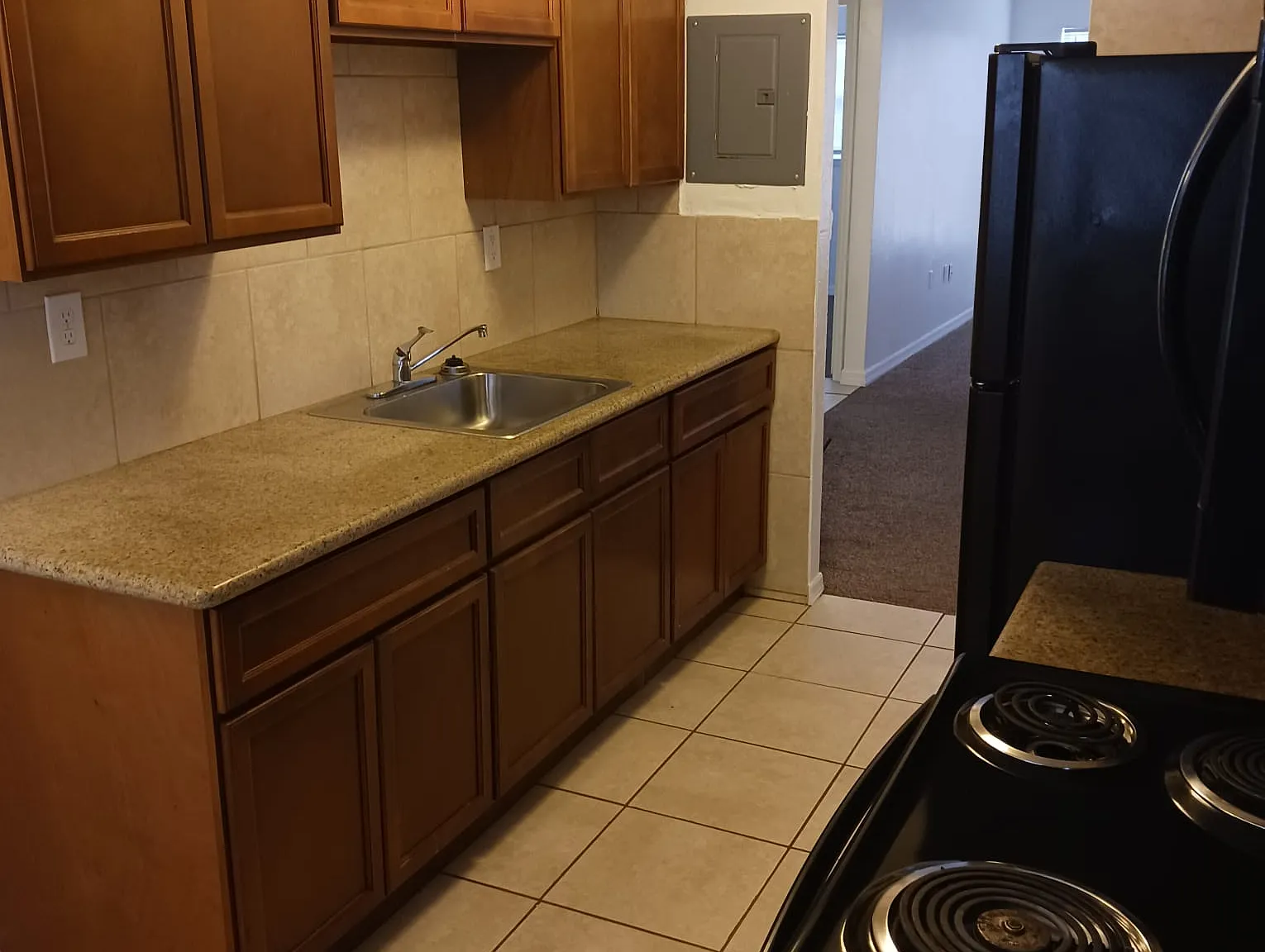 098 - 1440 Parkway Dr - Unit 07A — Photo 4