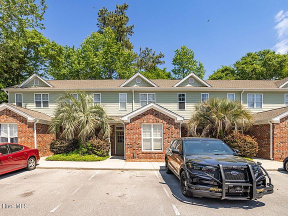 3rd image of 5605 Moss Vine Place #11