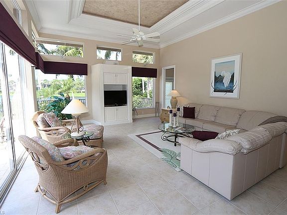 4th image of 27260 Oak Knoll Dr