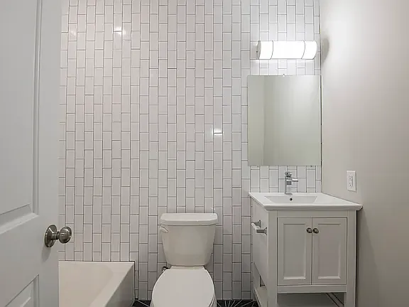 2207 N Broad St #3R — Photo 7