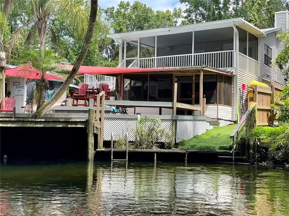 6110 Bear Trl, Weeki Wachee, FL 34607