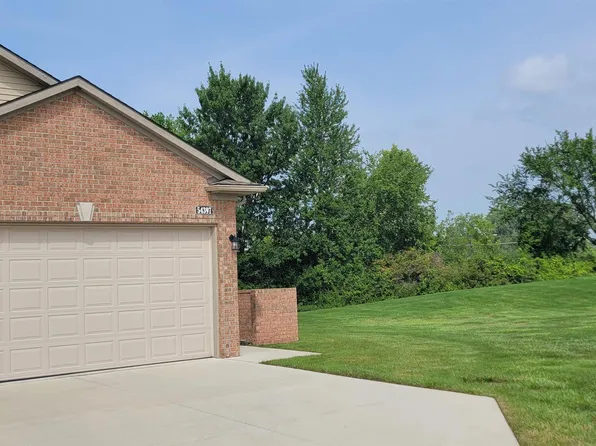54397 Camden Cir Unit 86, New Baltimore, MI 48051