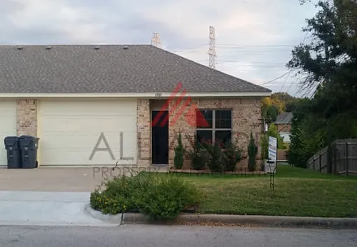 6900 Edmond Ave #B Photo 1