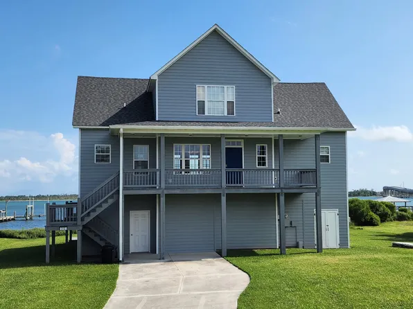 310 Harbor Point Road, Beaufort, NC 28516
