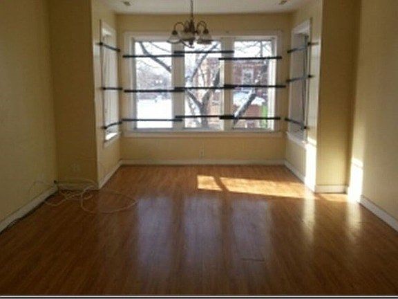 4th image of 653 N Homan Ave