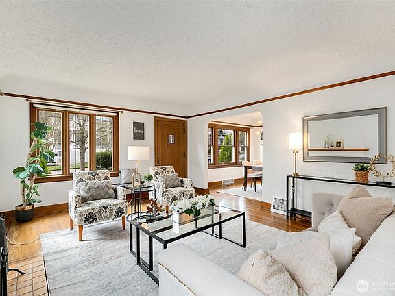 4th image of 7722 18th Avenue NE