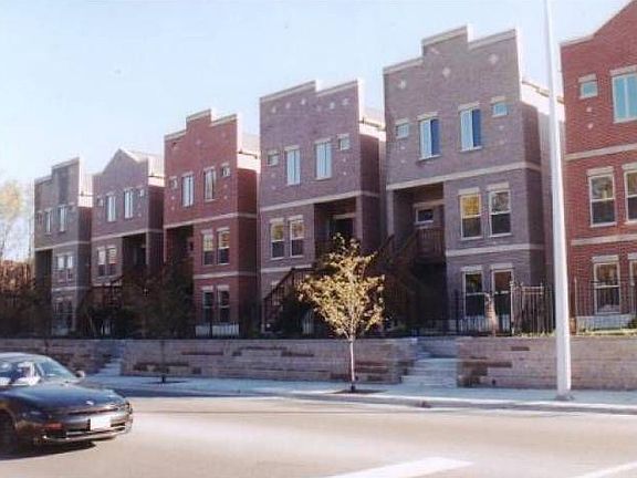 Exterior Street