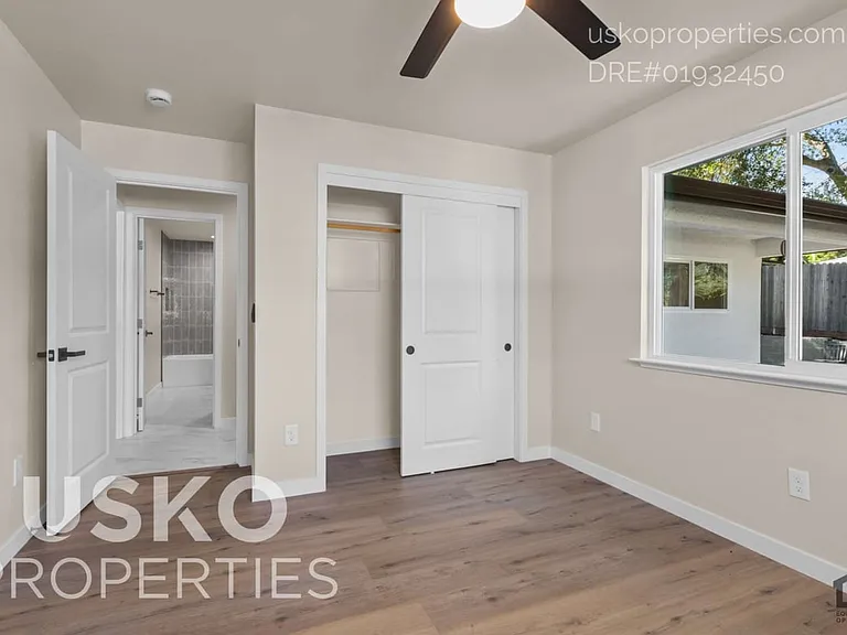 7835 Hutton Creek Ln #B — Photo 9
