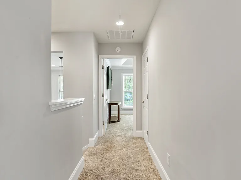 704 Kendal Ct — Photo 25