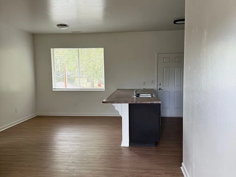 12 S Pinegrove Rd — Photo 12