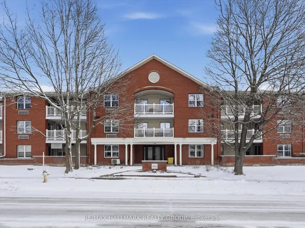 1099 Cadboro Rd Unit 113, Ottawa, ON K1J 9K4