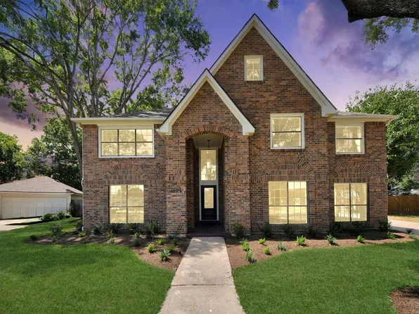 15047 Tramore Dr, Houston, TX 77083