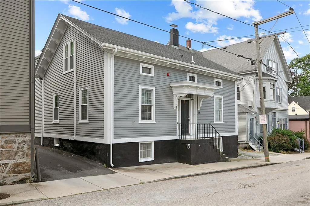 1 bed, 560 sqft, $2,800 — Photo 1