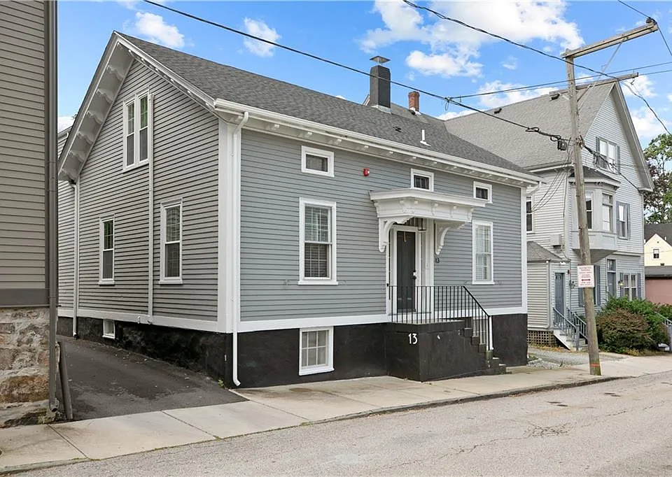 13 Sherman St #1