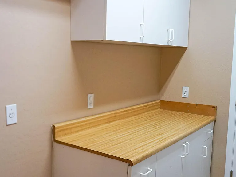 541 N Danielson Way — Photo 34