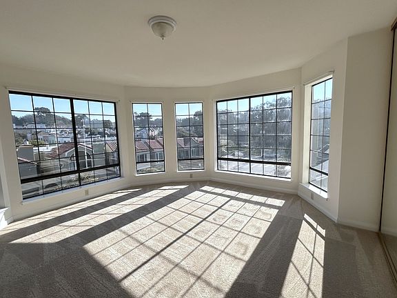 2nd image of 2603 33rd Ave APT 201