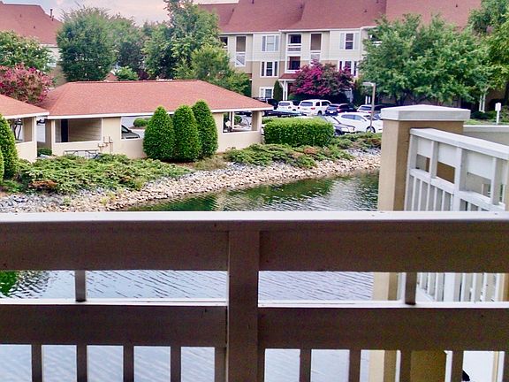 27 foot wide Back deck overlooking water